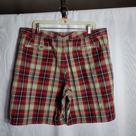 Eddie Bauer shorts  - Picture 2 of 5